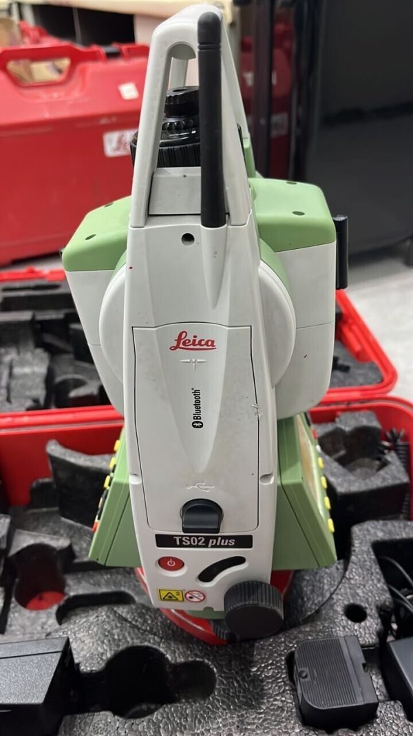 Leica TS02 2" Plus R500 Totalstation - Image 2