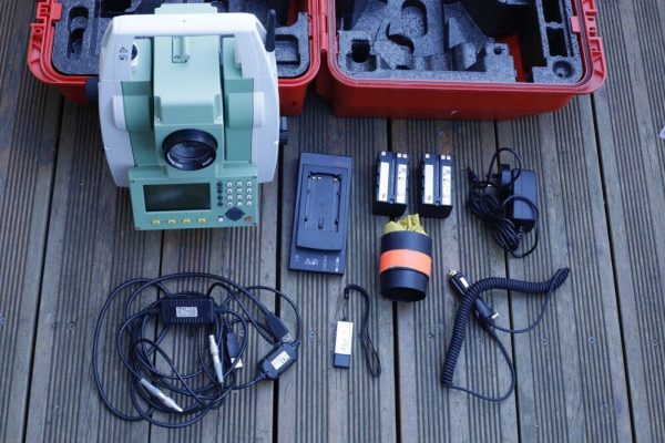 Leica TS06 Plus Totalstation R1000 - Image 3