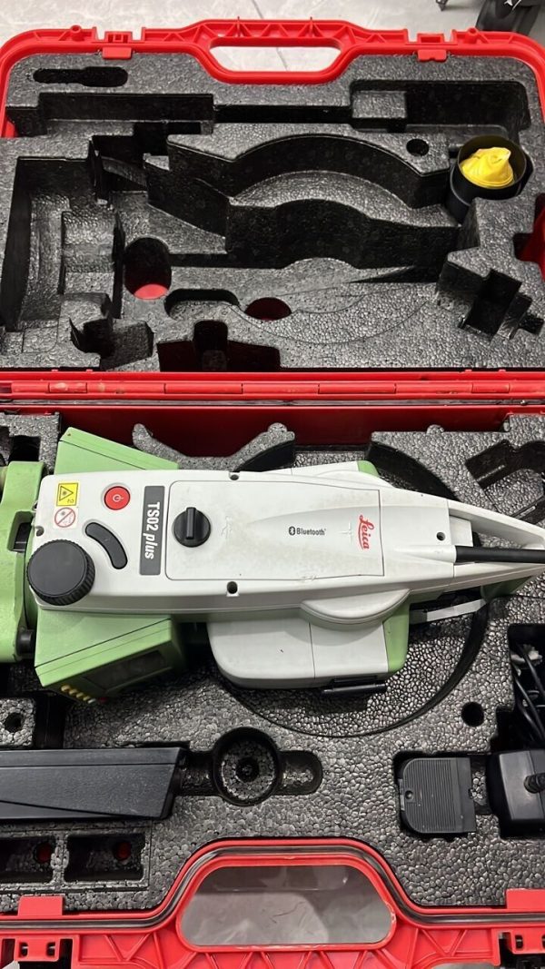 Leica TS02 2" Plus R500 Totalstation - Image 3