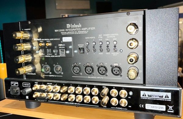 McIntosh MA12000 2 ohm Hybrid Tube Pre Amp - Image 4