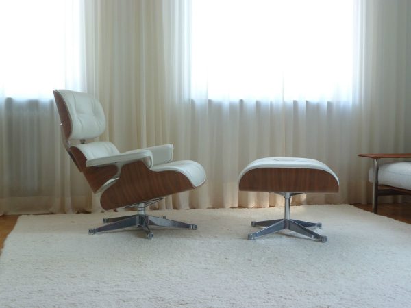 Vitra - Charles Eames Lounge Chair & Ottoman - Image 2